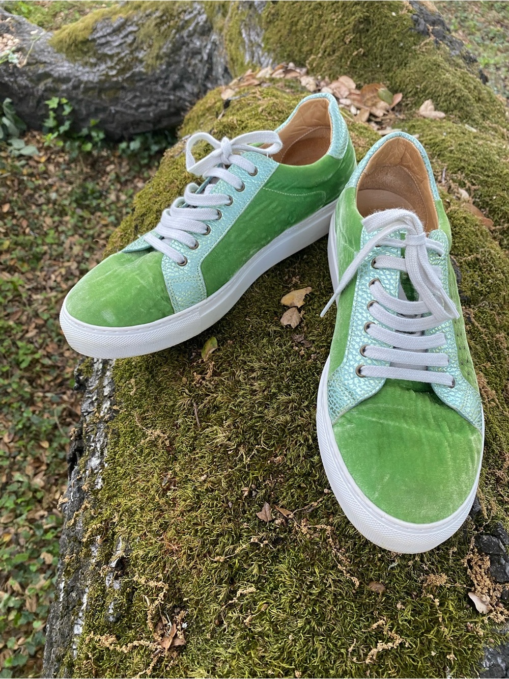Penelope Chilvers *RARE* Green Velvet & Mint Trainers Size 9.5-10 41 EU